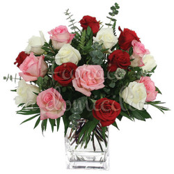 bouquet_18_rose_miste_rosse_rosa_bianche