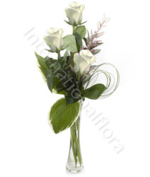 tre-rose-bianche